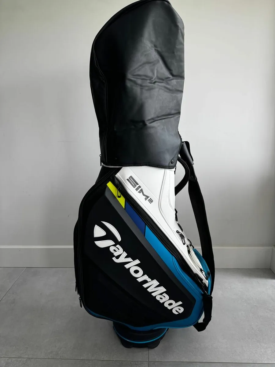 TaylorMade SIM2 Tour Staff Bag - Image 1