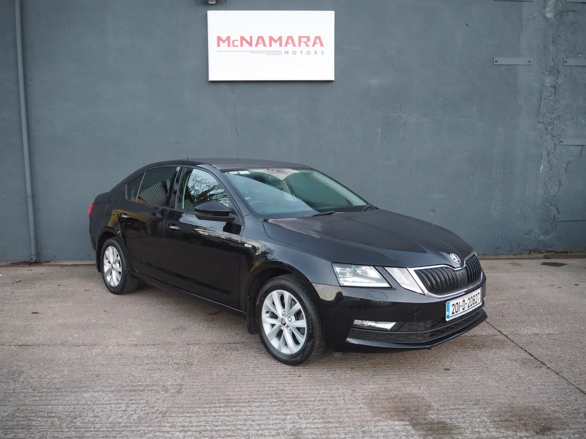 Skoda Octavia 5dr Soleil Huge Spec! - Image 1