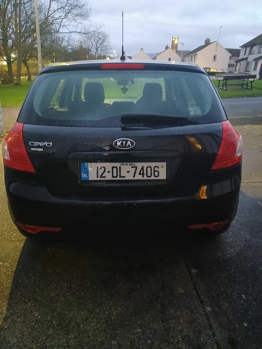Kia Ceed 2012 - Image 1