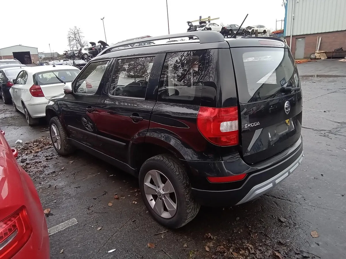 2014 SKODA YETI BREAKING FOR PARTS - Image 2