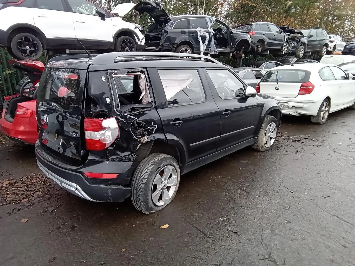 2014 SKODA YETI BREAKING FOR PARTS - Image 4