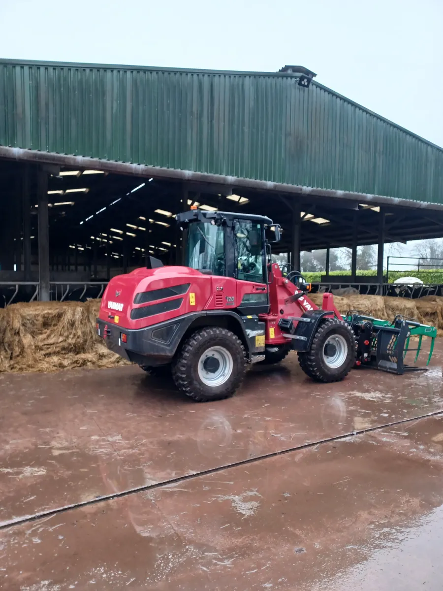 New Yanmar Compact Loading Shovels - Image 4