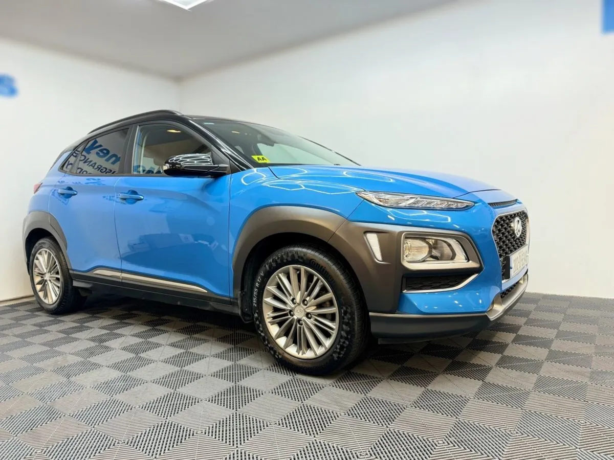 Hyundai Kona 1.0 T-gdi Executive Two Tone Roof - Image 3