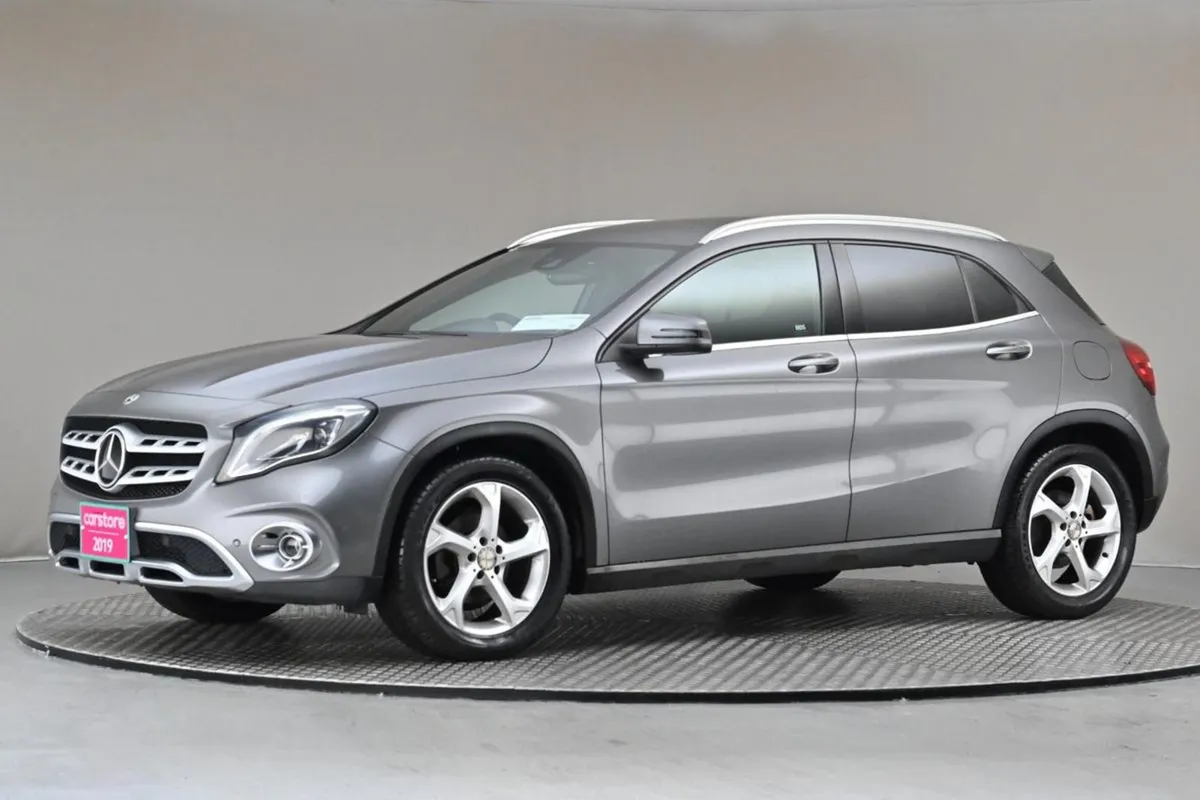 Mercedes-Benz GLA-Class GLA 180 FULL Leather powe - Image 4