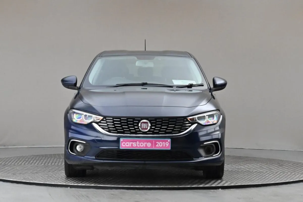 Fiat Tipo 1.6 M-jet 6spd 120BHP Lounge  sat Nav r - Image 2