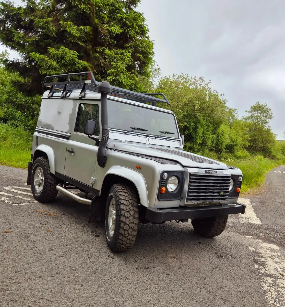 Land Rover Defender 2004 - Image 4