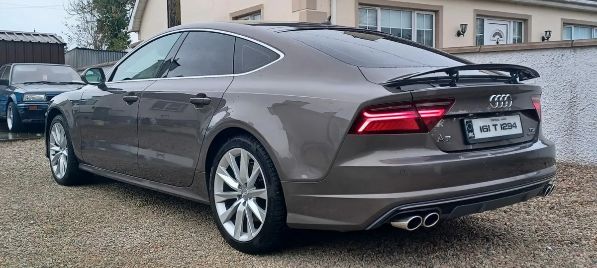 Audi A7 3.0 v6TDI 272 Quattro S-tronic SE Bus 4 - Image 3