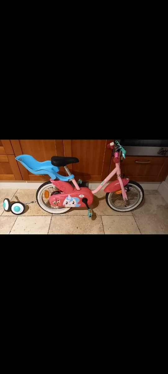 Childs decathlon bike - Image 2