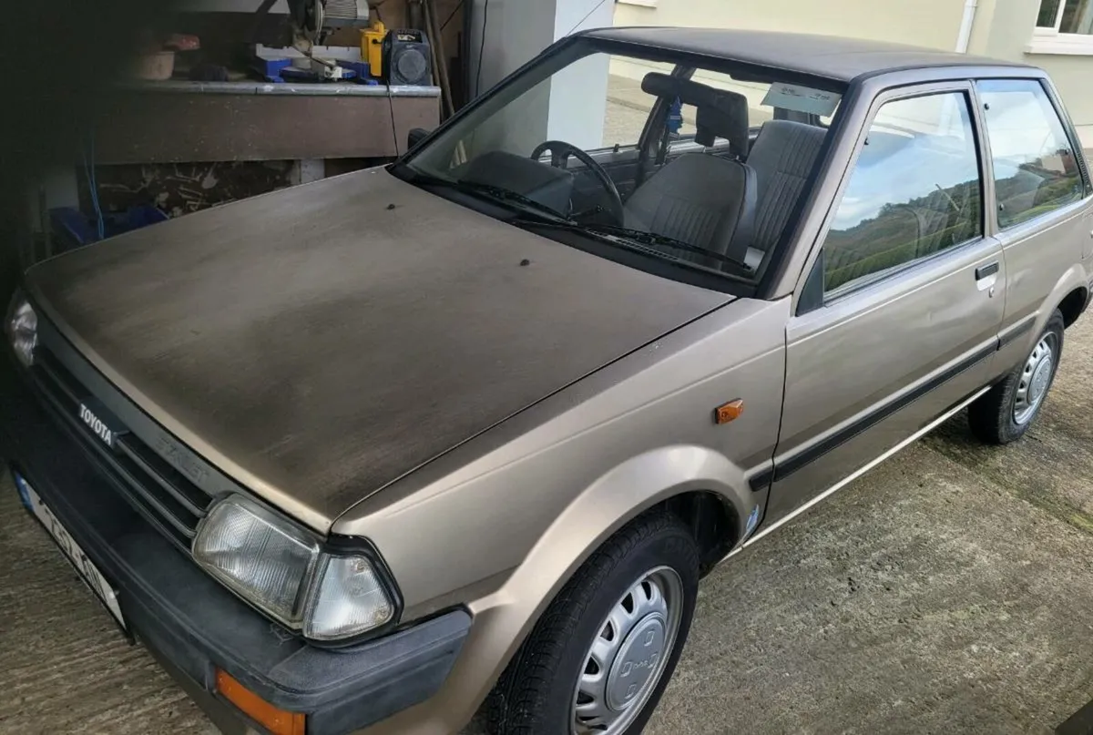 Toyota starlet - Image 2