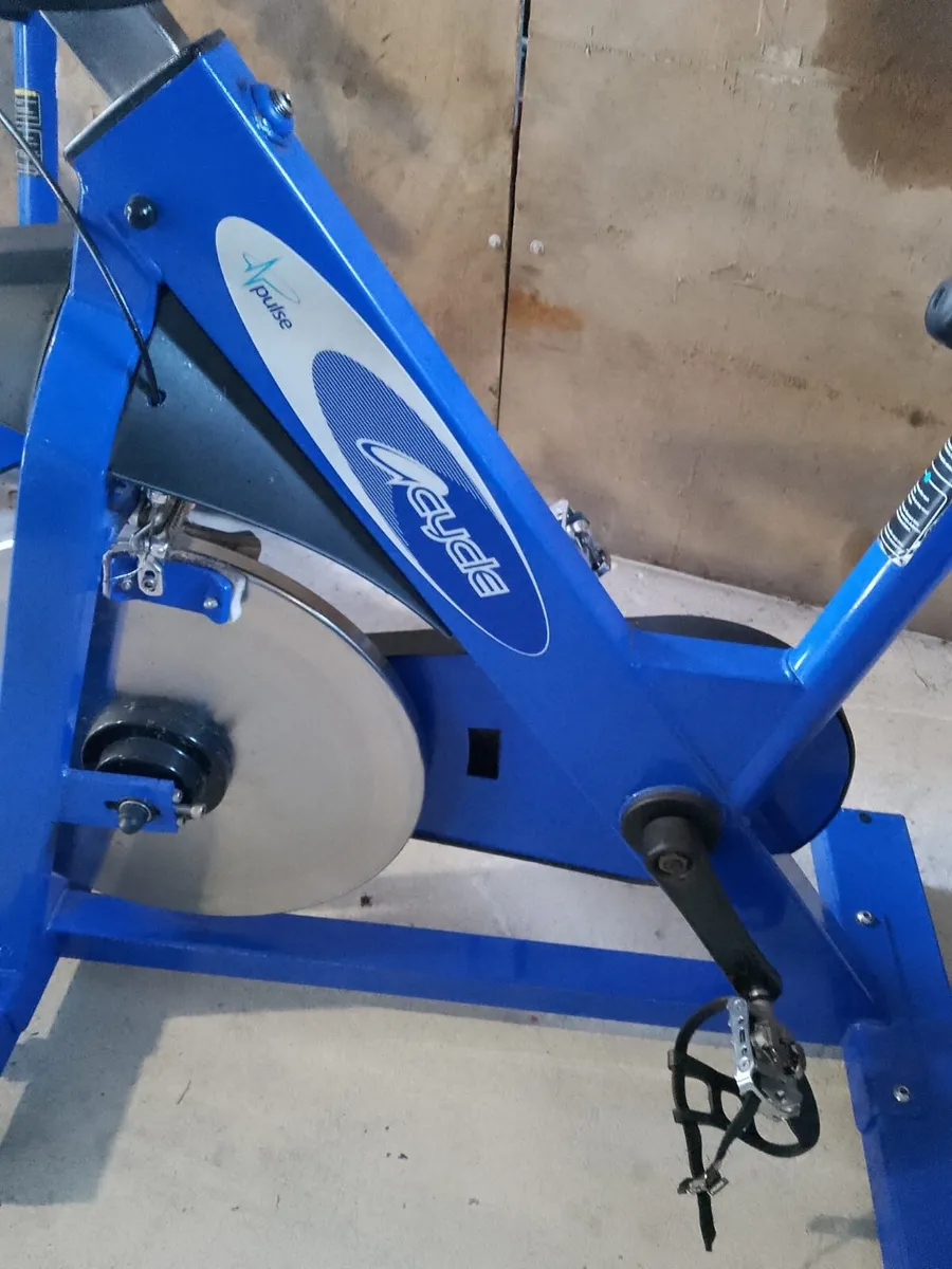 ⭐️⭐️⭐️ 5 PROFESSIONAL PULSE SPIN BIKES - Image 3