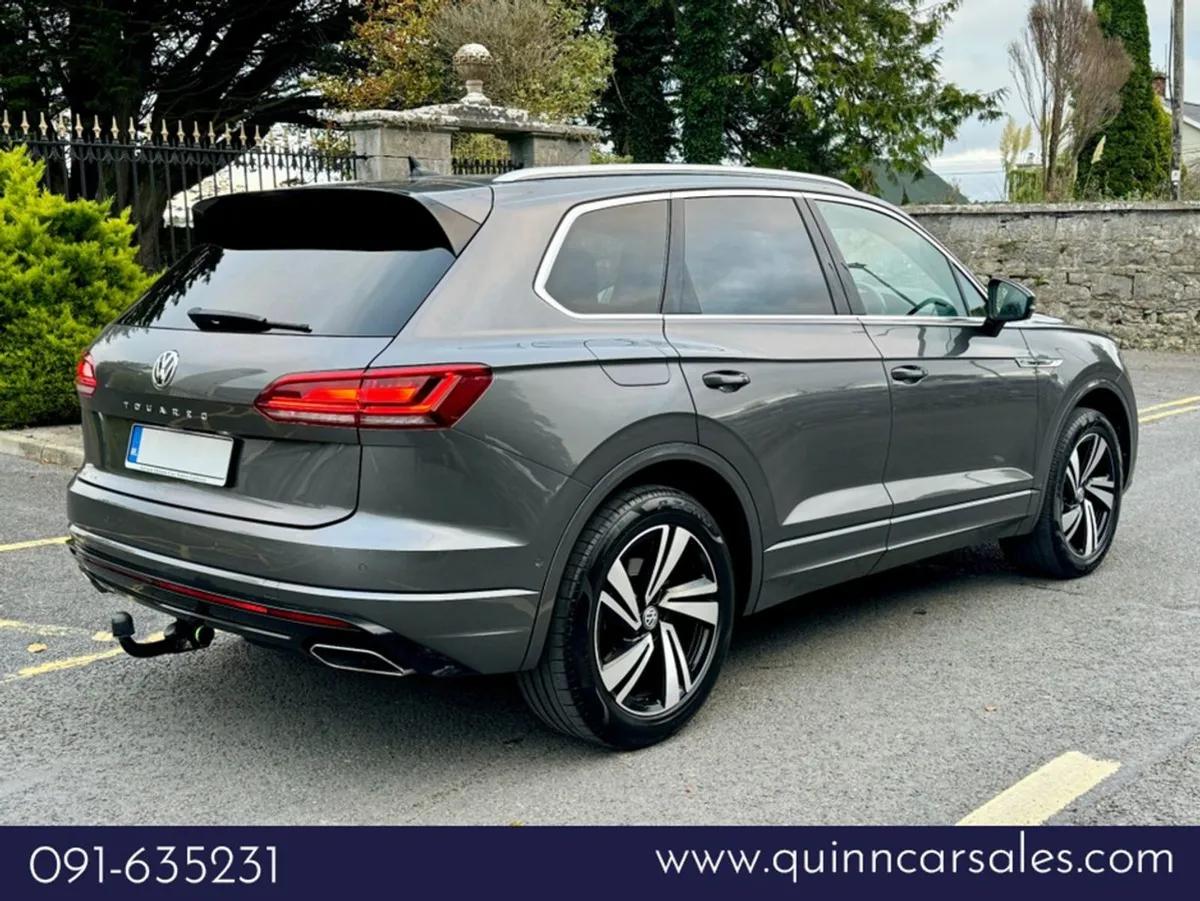 Volkswagen Touareg 3.0 V6 TDi R-line Tech 231 Bhp - Image 3