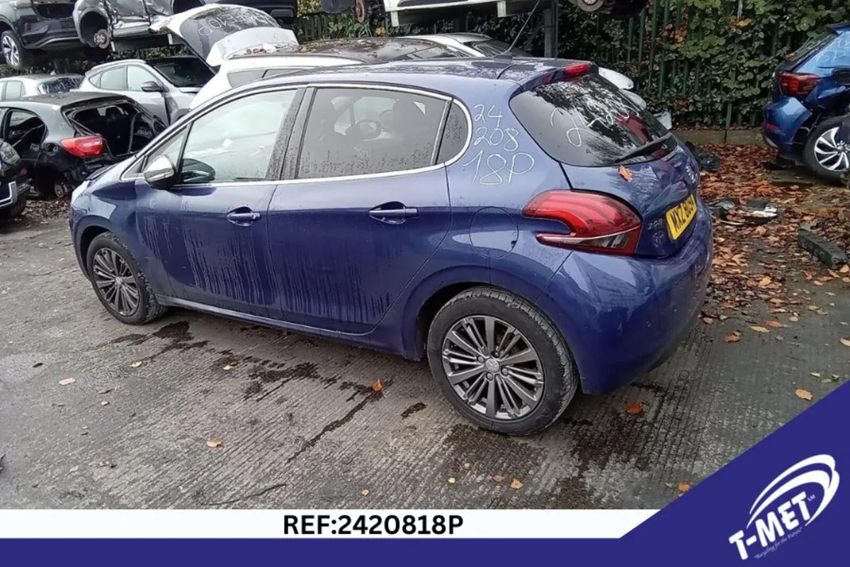 2018 PEUGEOT 208 BREAKING FOR PARTS - Image 1