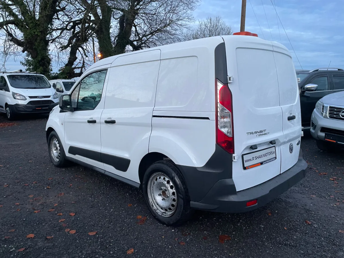 Ford Transit Connect - Image 4