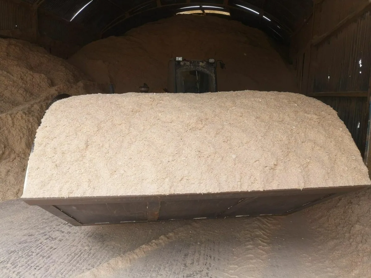 Ton bags of fine sawdust - Image 2