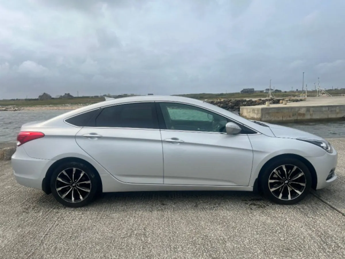 Hyundai i40 Salon Executive Plus Automatic - Image 2