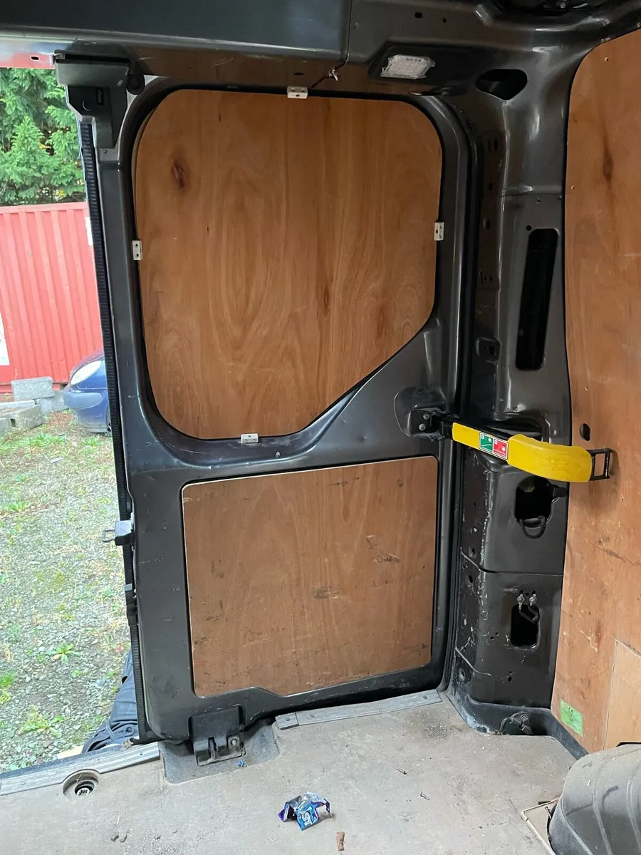 Transit custom roof bars, ply line kit for lwb van - Image 2