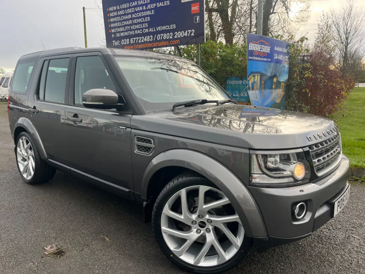 2015 LANDROVER DISCOVERY SDV6 7 SEATER AUTOMATIC!! - Image 1