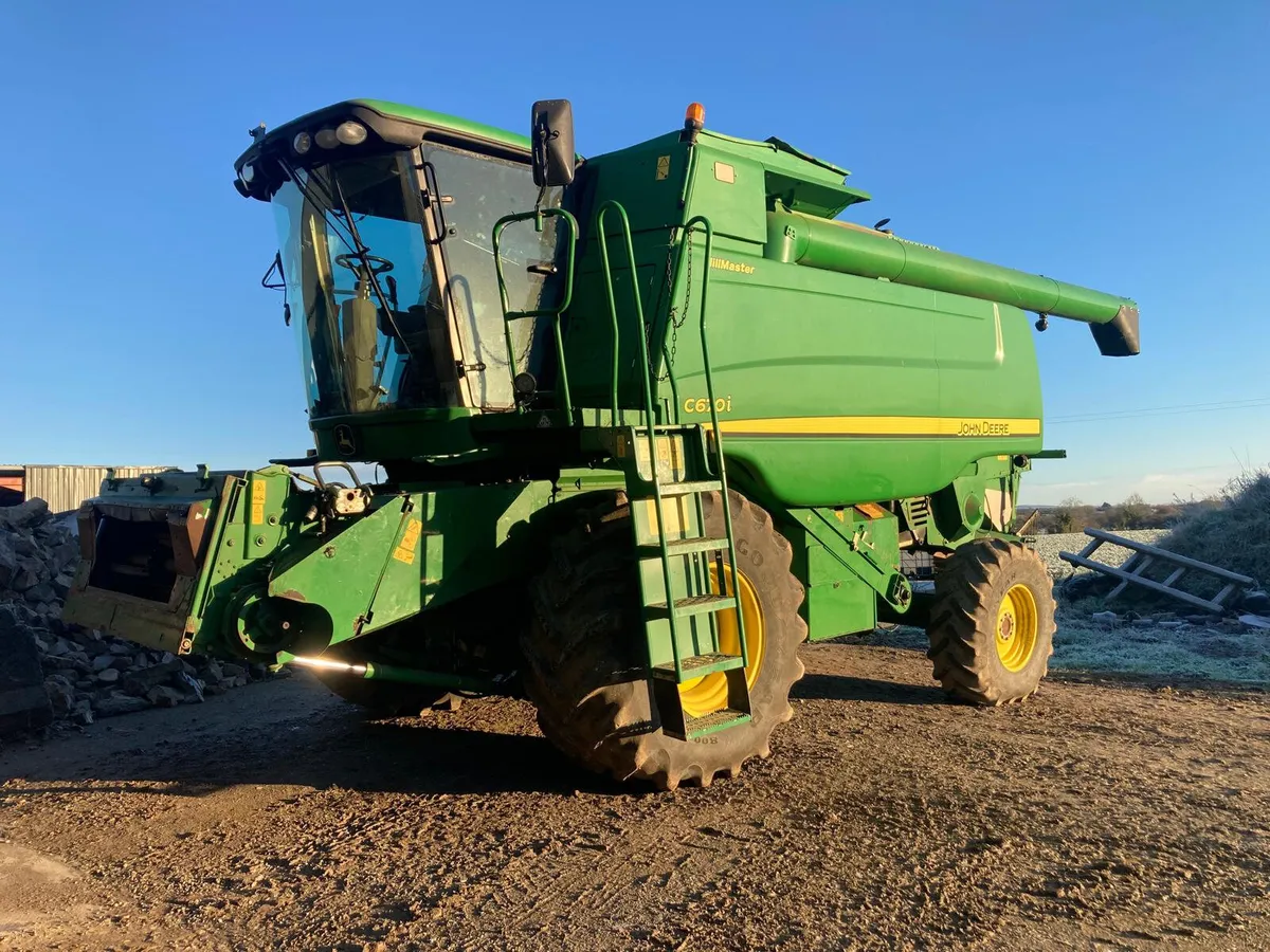 John Deere C670 2007 - Image 1