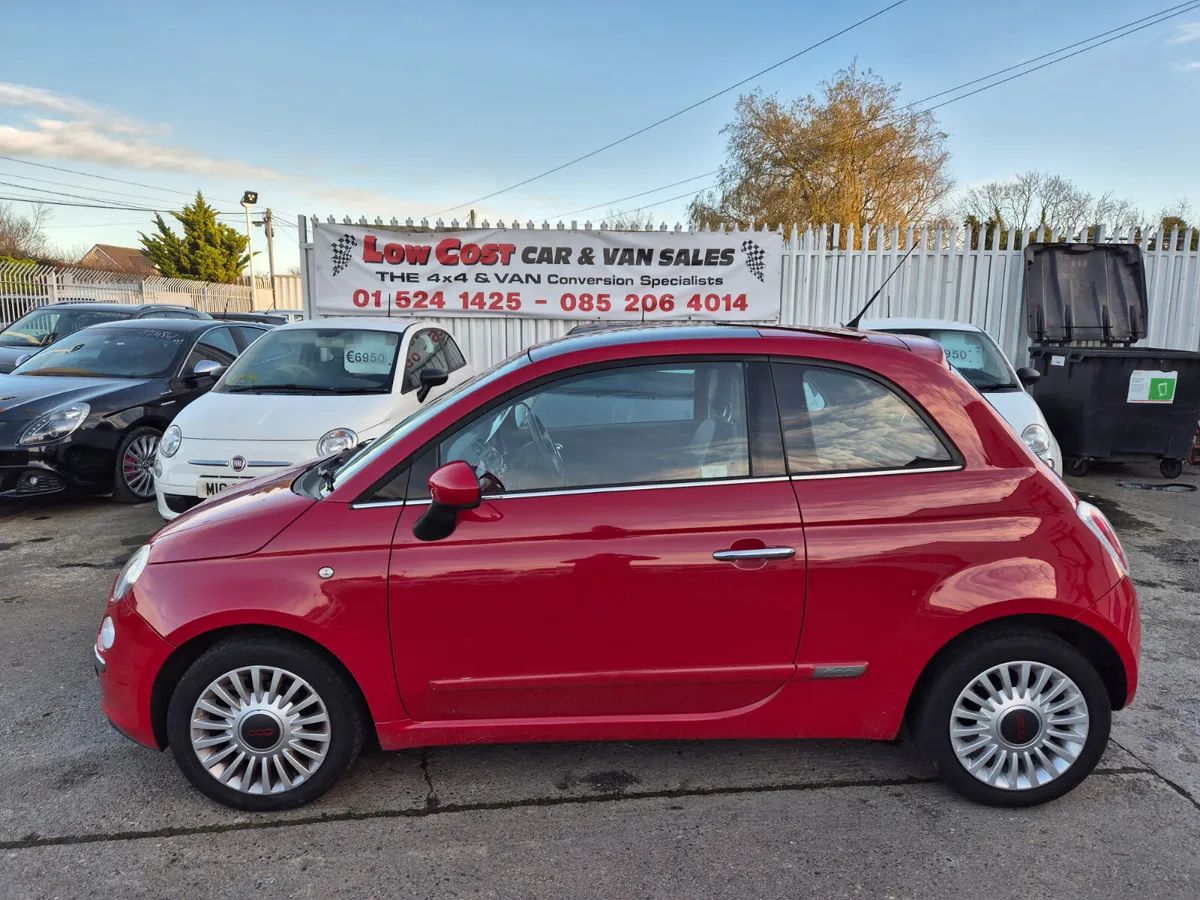 /// 2011 FIAT 500 /// LOUNGE // RED INTERIOR/// - Image 1