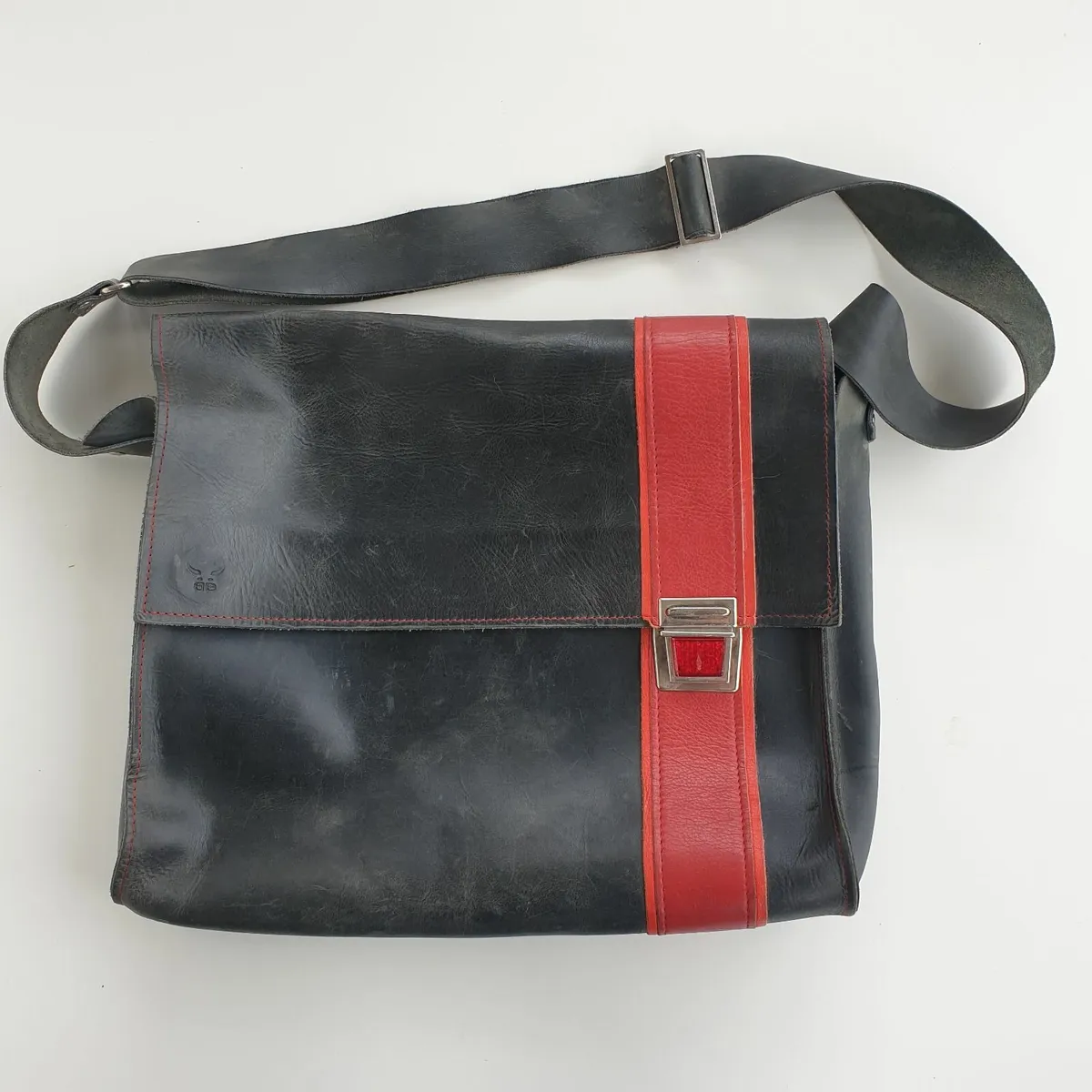 Handmade leather messenger bag sale