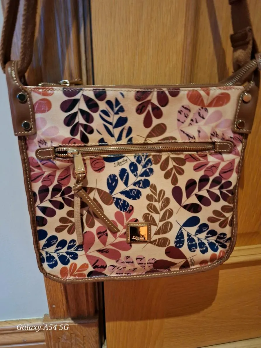 Used fossil handbags sale