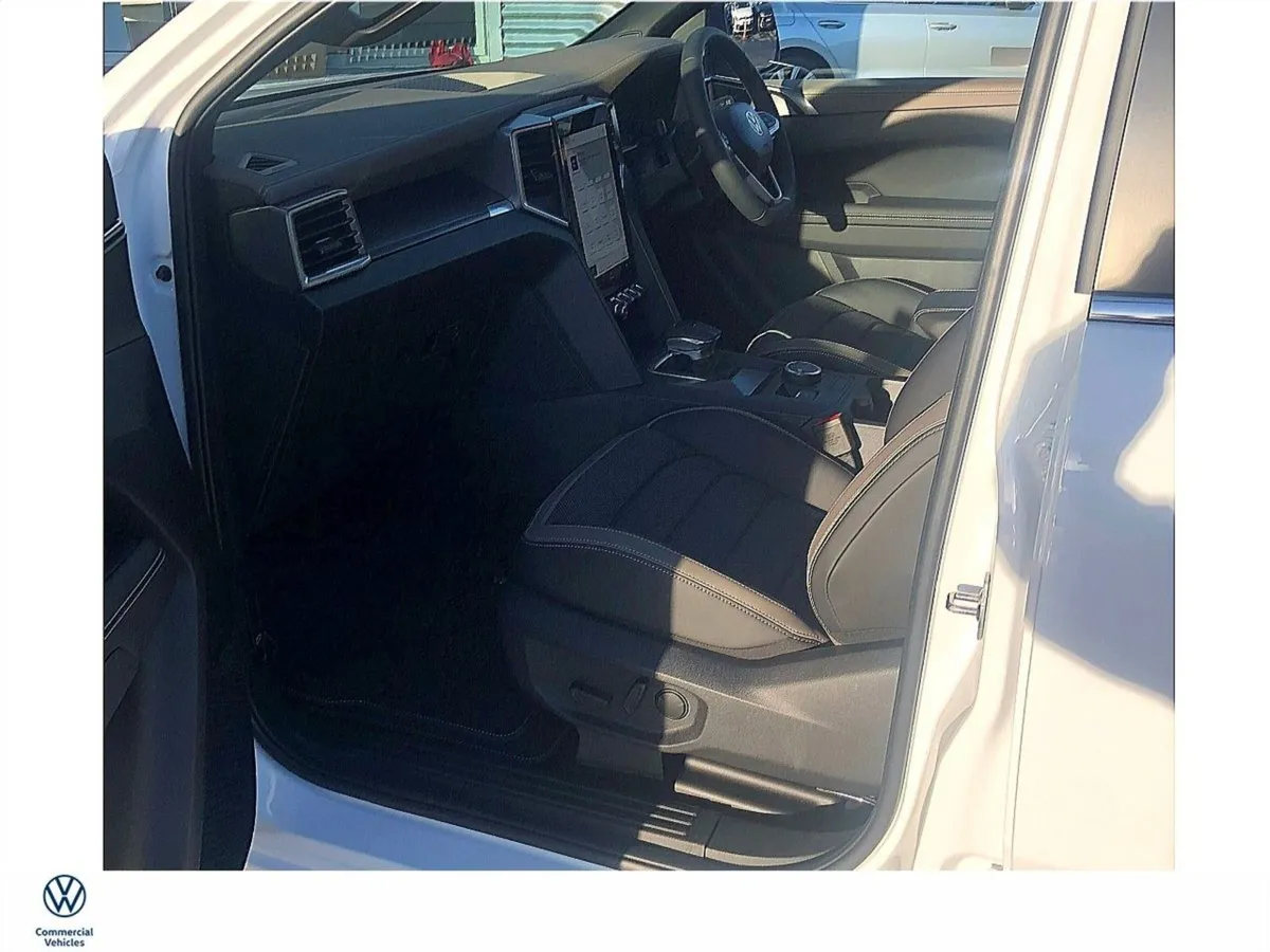 Volkswagen Amarok Aventura (5.2) 3.0 237HP A10a 4 - Image 4
