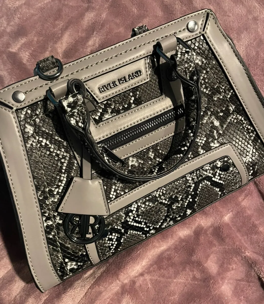 River-island  bag #Worth €60..New condition - Image 3