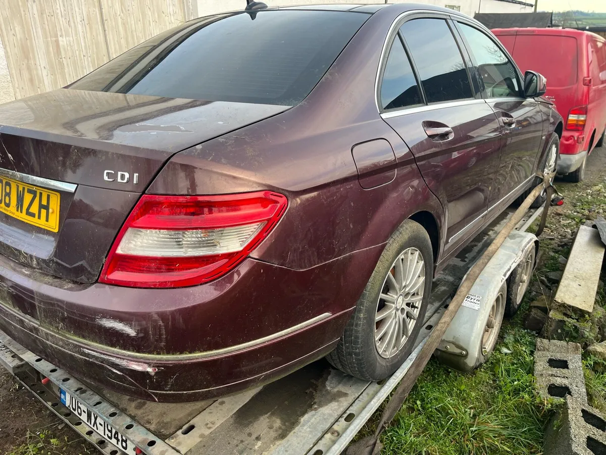 Merecedes c220, c-class - PARTS - Image 2