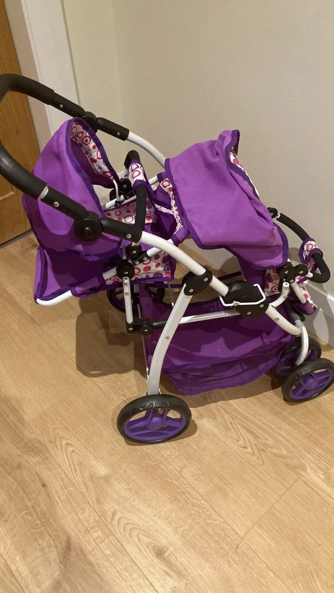 Toy double buggy - Image 1