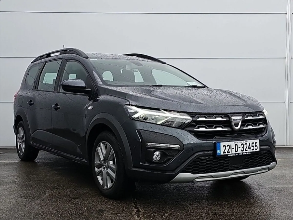 Dacia Jogger 1.0l TCe 110 Comfort 7 Seater - Image 1