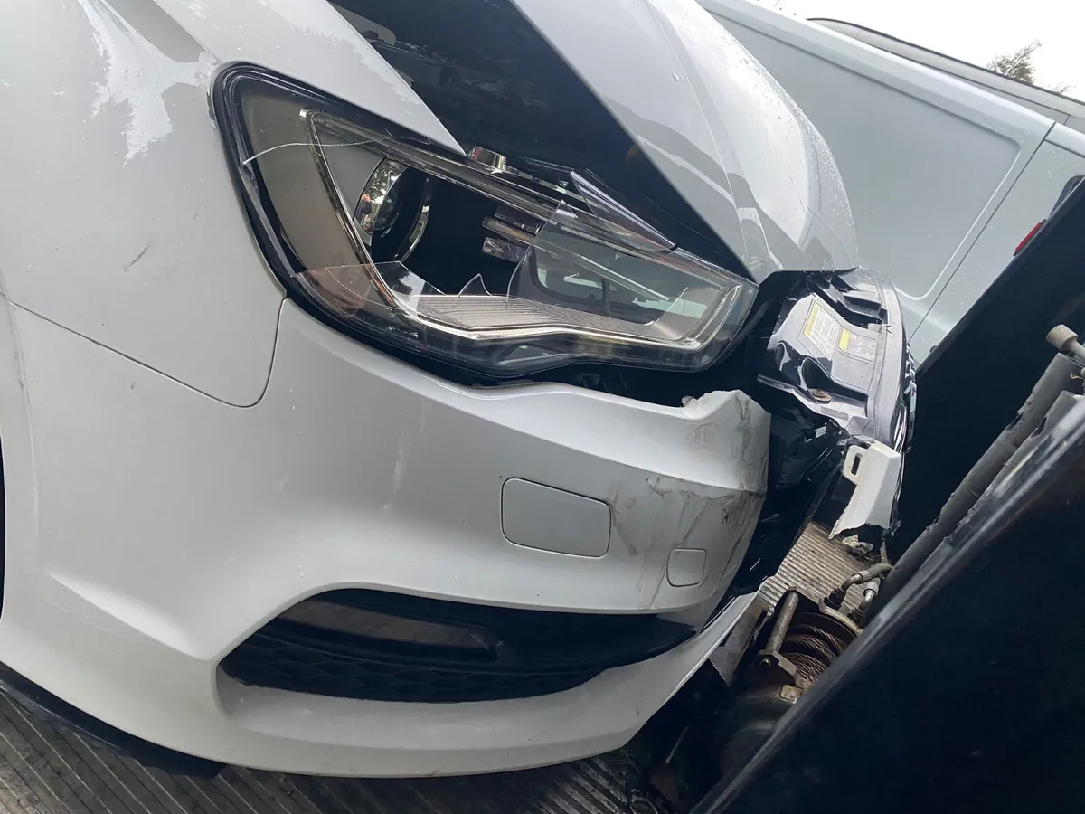 2016 Audi A3 2.0 Tdi S-LINE - Image 4