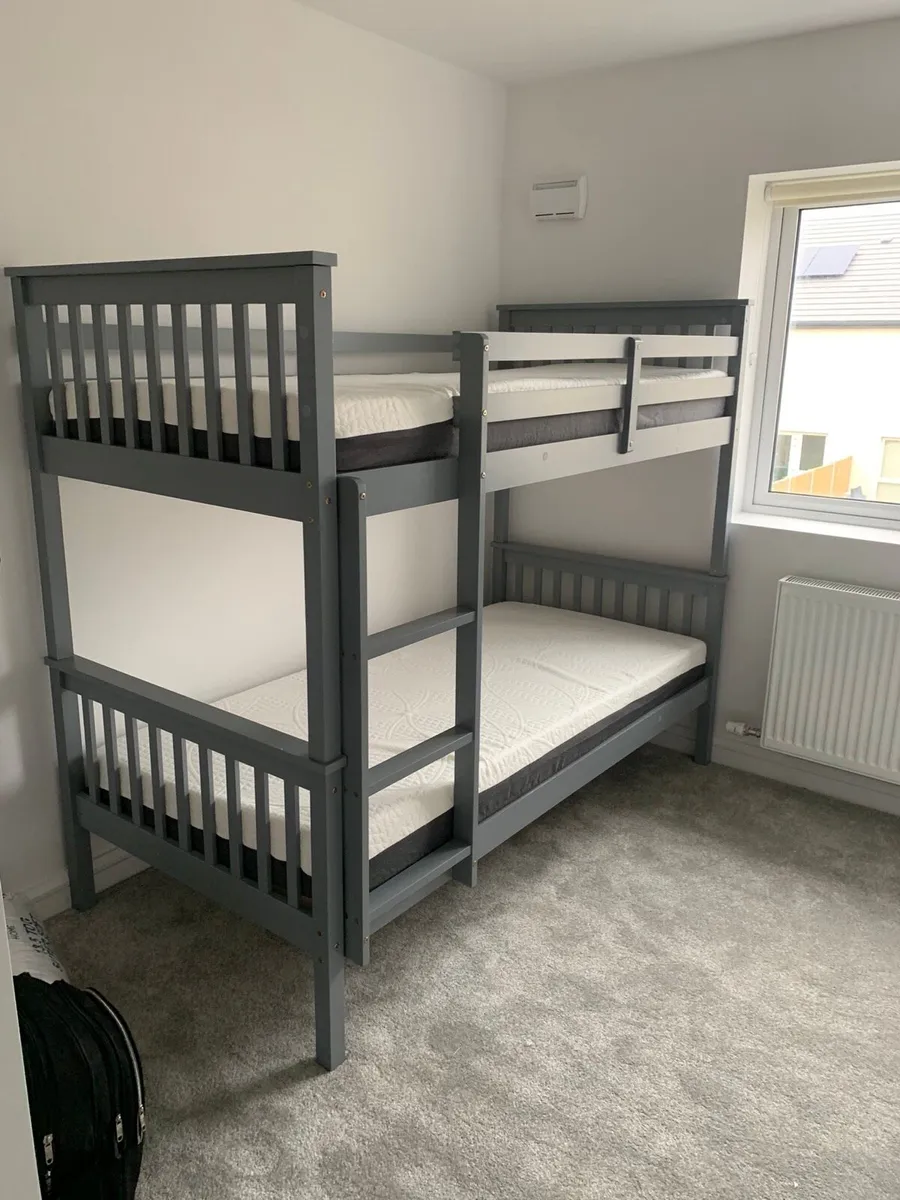 Bunk beds white or grey 299€ - Image 1