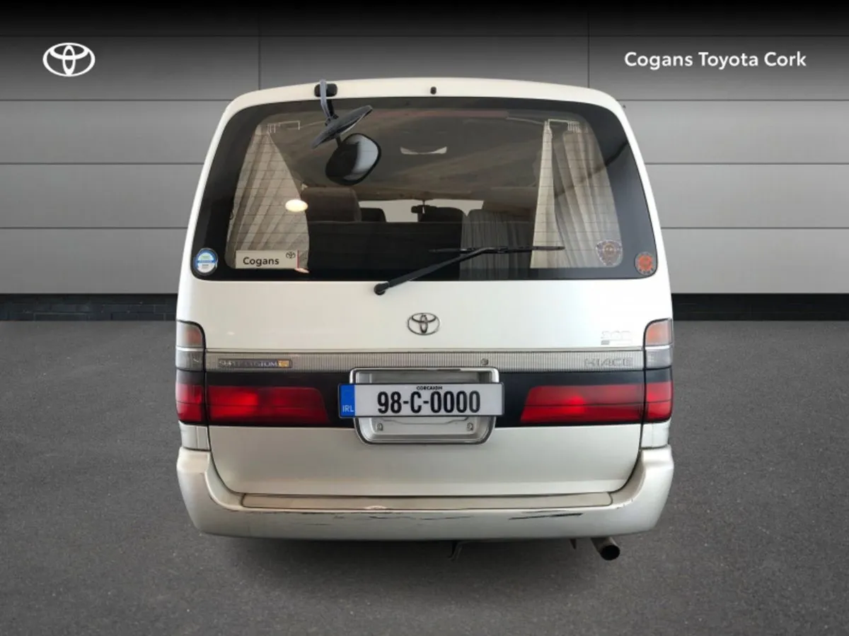 Toyota HiAce 8 Seater - Image 4