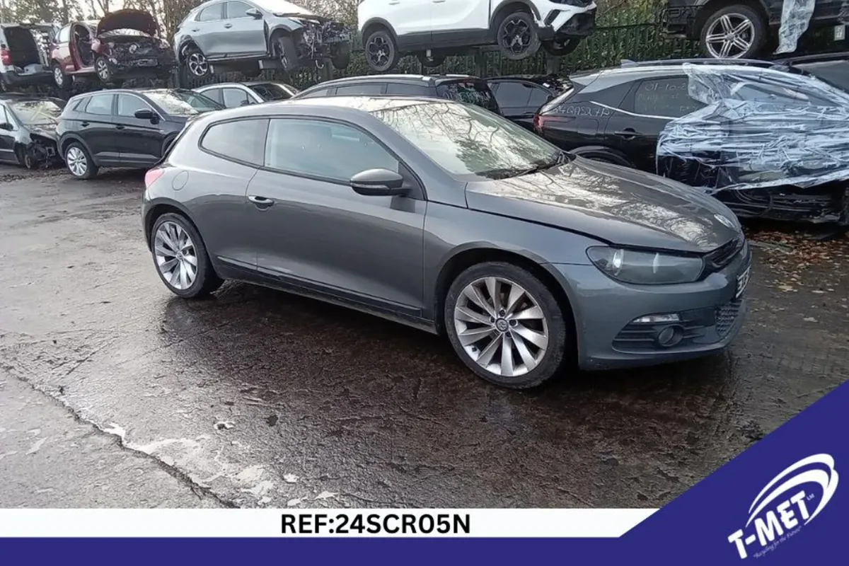 2011 VOLKSWAGEN SCIROCCO BREAKING FOR PARTS - Image 1