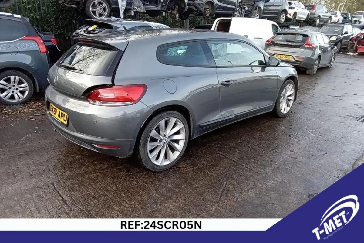 2011 VOLKSWAGEN SCIROCCO BREAKING FOR PARTS - Image 4