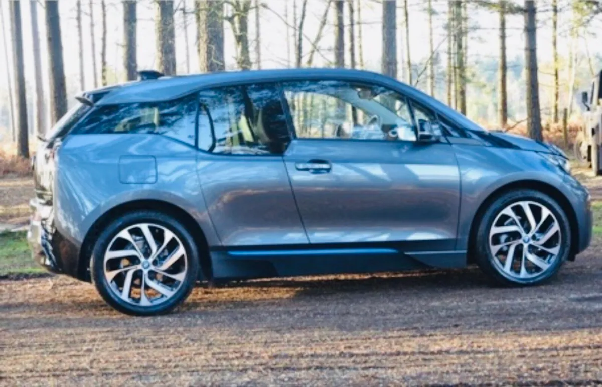 BMW i3 €2 per charge(140-160km) NCT 4/26 Tax 5/25 - Image 1