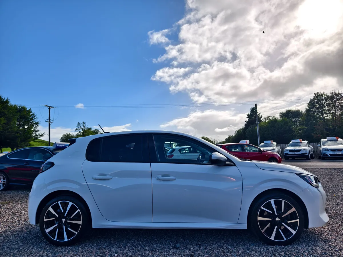 2020 PEUGEOT 208 ALLURE PREMIUM PURETECH 5DR - Image 4