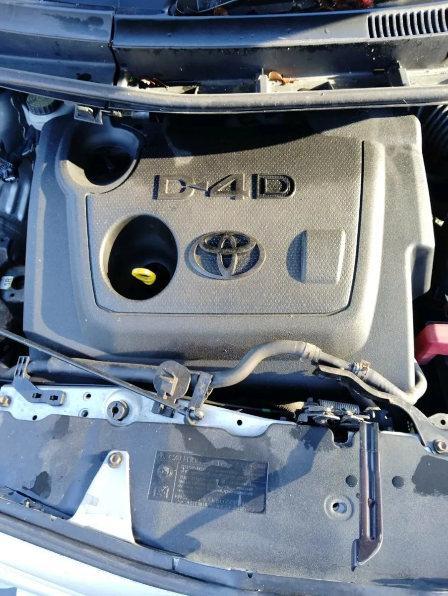 Breaking Toyota auris 2012 1.4d 6 speed - Image 3