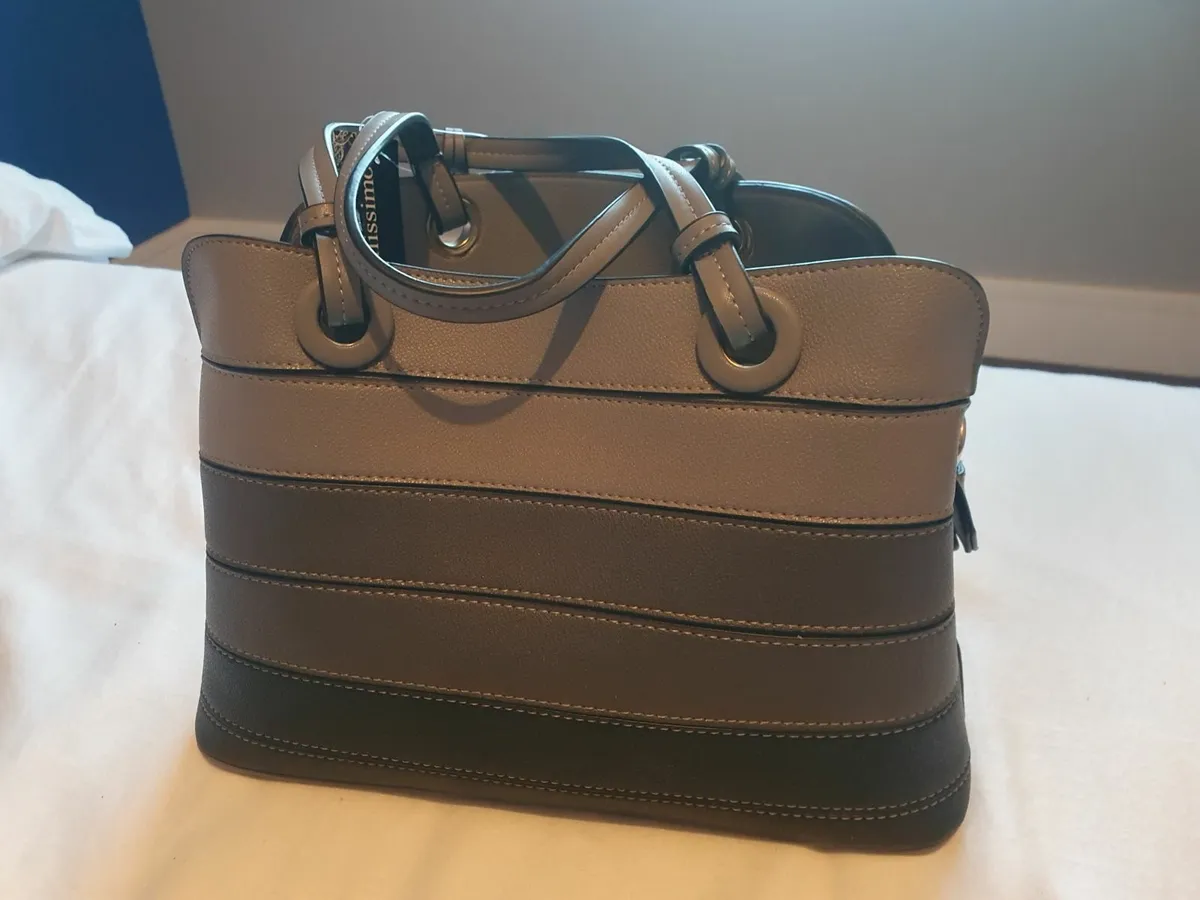 Done deal handbags cork sale