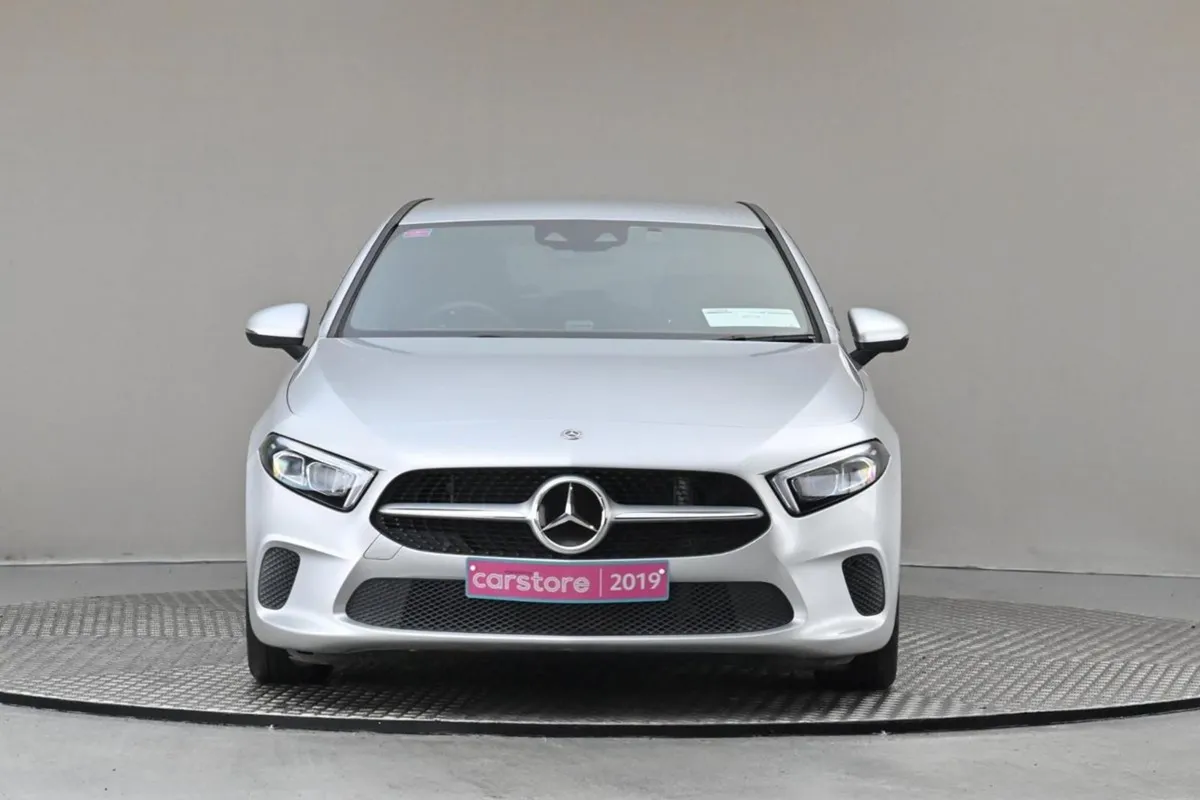 Mercedes-Benz A-Class A 180  halfleather reverse - Image 2