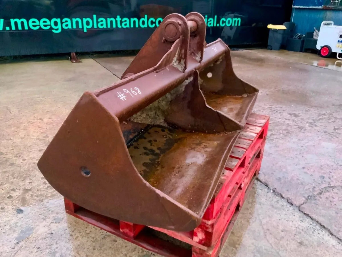 72" GRADING BUCKET.....65mm PINS........968. - Image 4