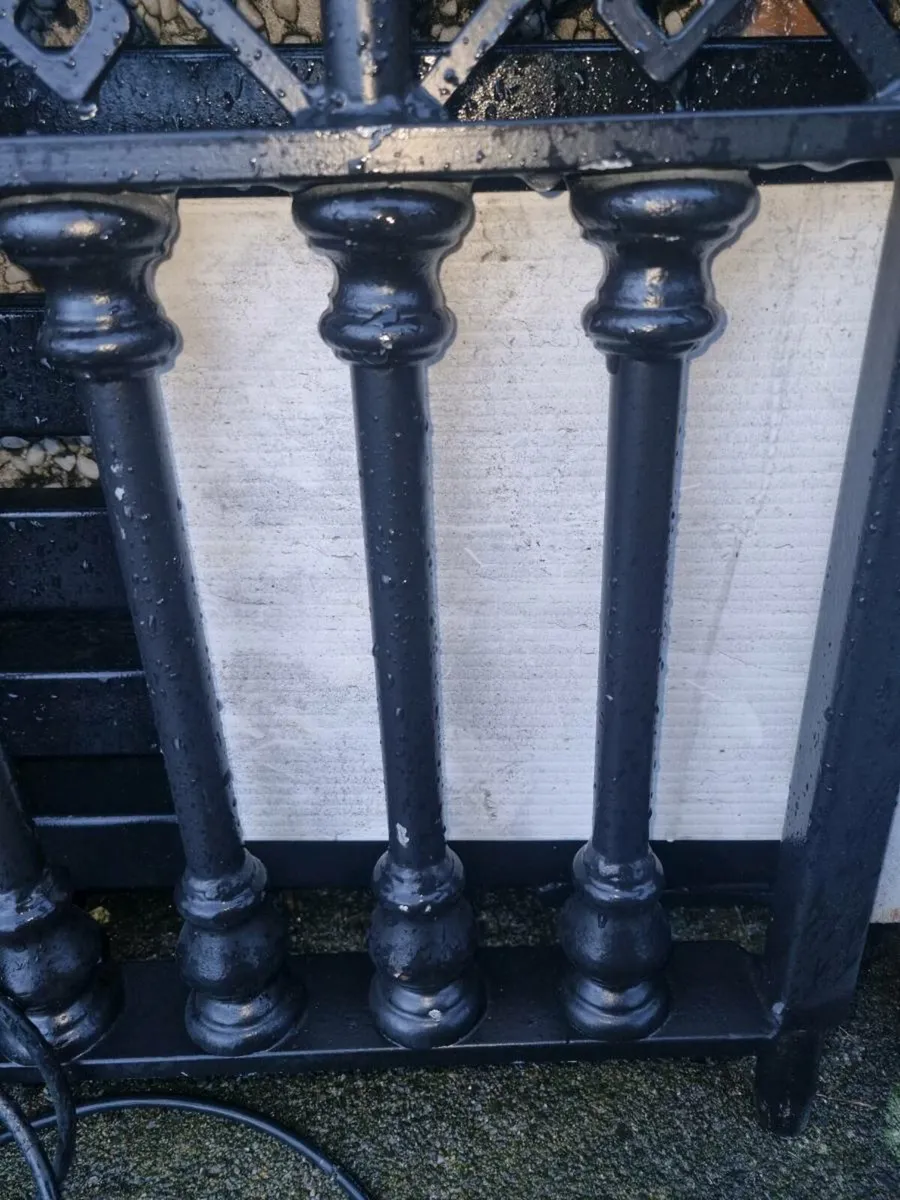 Gate - Image 2