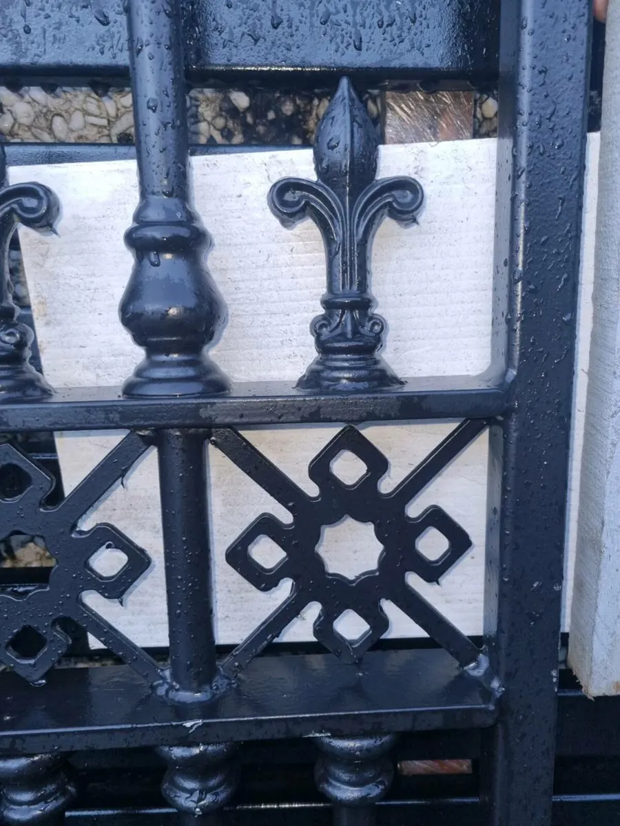 Gate - Image 3