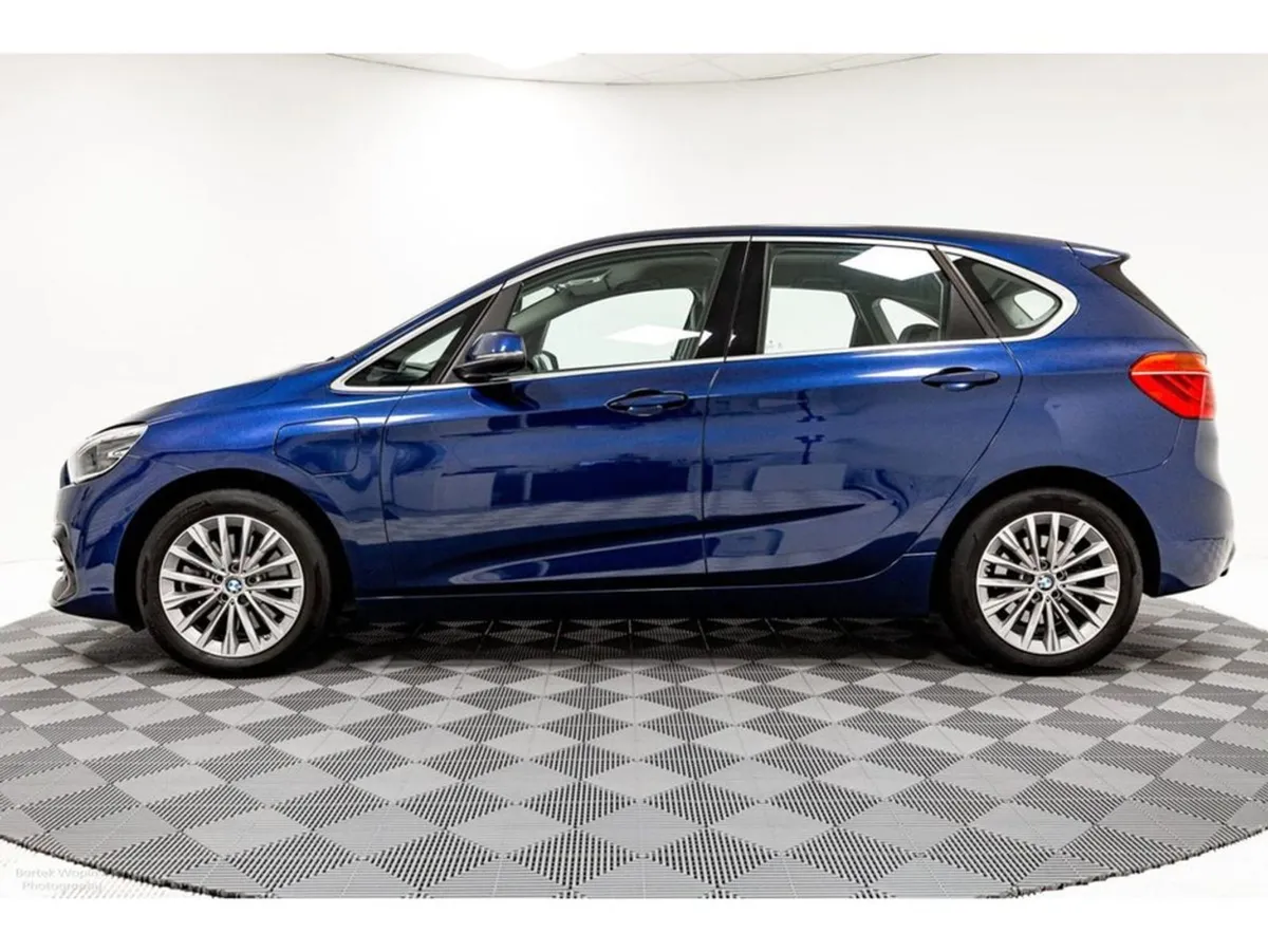 BMW 2 Series Active Tourer X Drive Active Tourer - Image 4