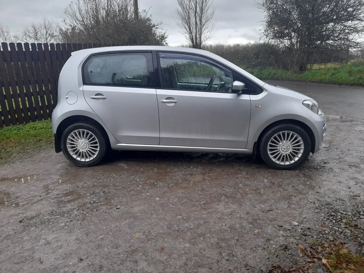 Volkswagen up! 2014 - Image 4