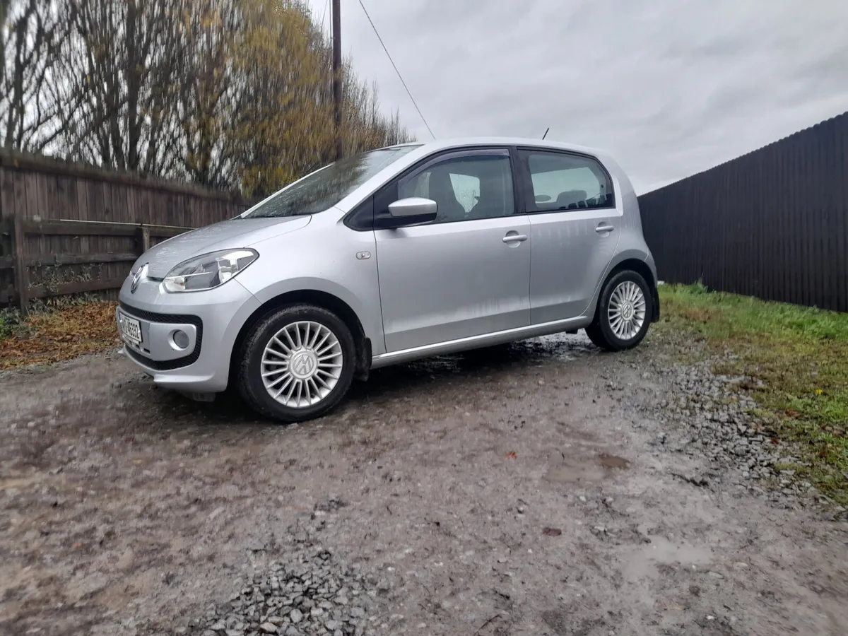 Volkswagen up! 2014 - Image 2