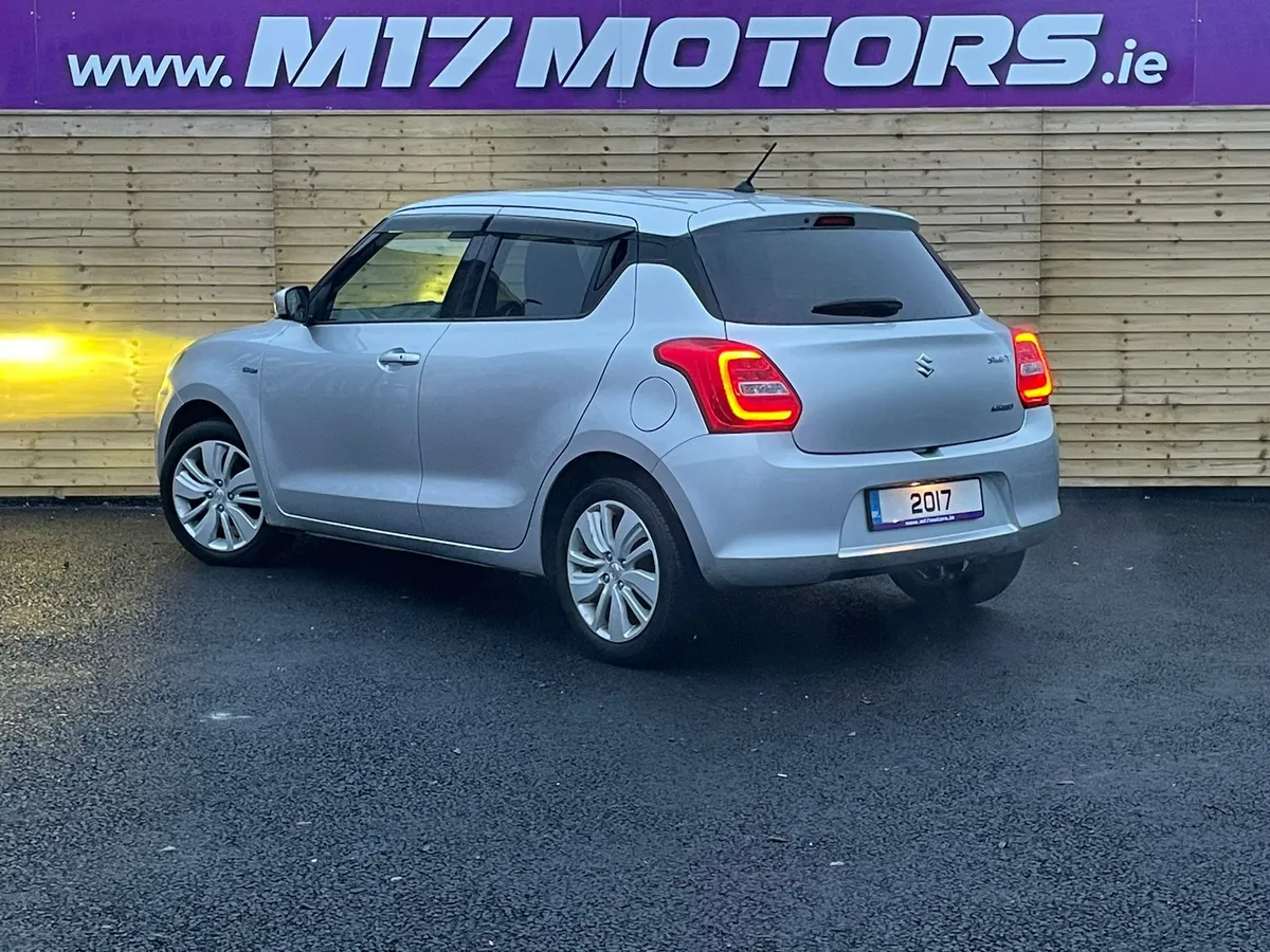 SUZUKI SWIFT 1.2 PETEOL/HYBRID - Image 4