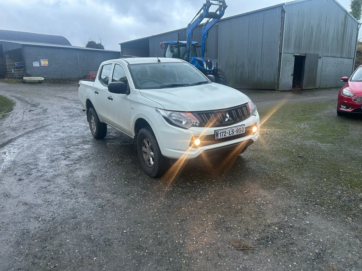 Mitsubishi L200 - Image 1