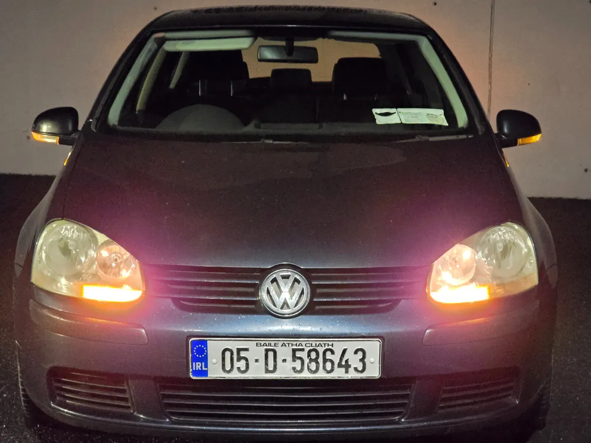 €890 Volkswagen Golf 2005 taxed €890 - Image 1