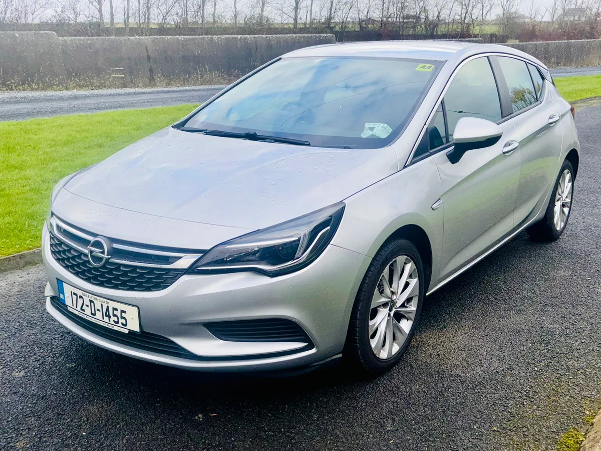 2017 OPEL ASTRA 1.0L Petrol - Image 2